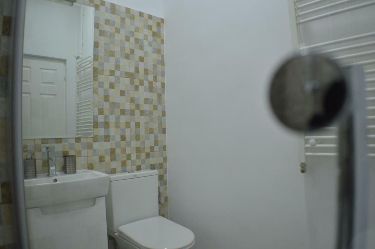 Central Green House Bucureşti Ngoại thất bức ảnh